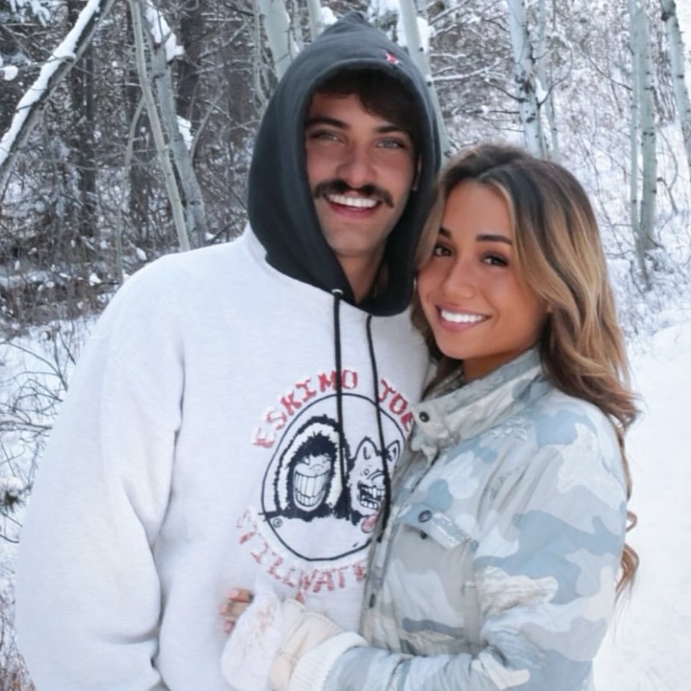 Meet your Posher, Chloe